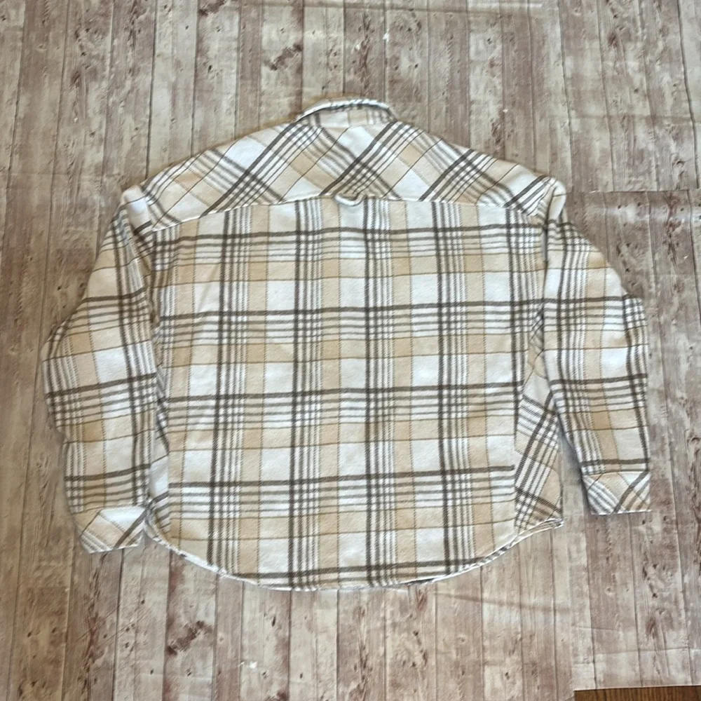 Oversized Plaid Button-Up Shacket - Picture 6 of 6